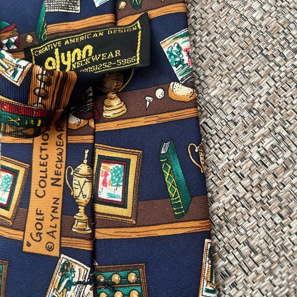 ❗️Alynn Neckwear Golf Collection 100% Silk Tie❗️ - Picture 7 of 7